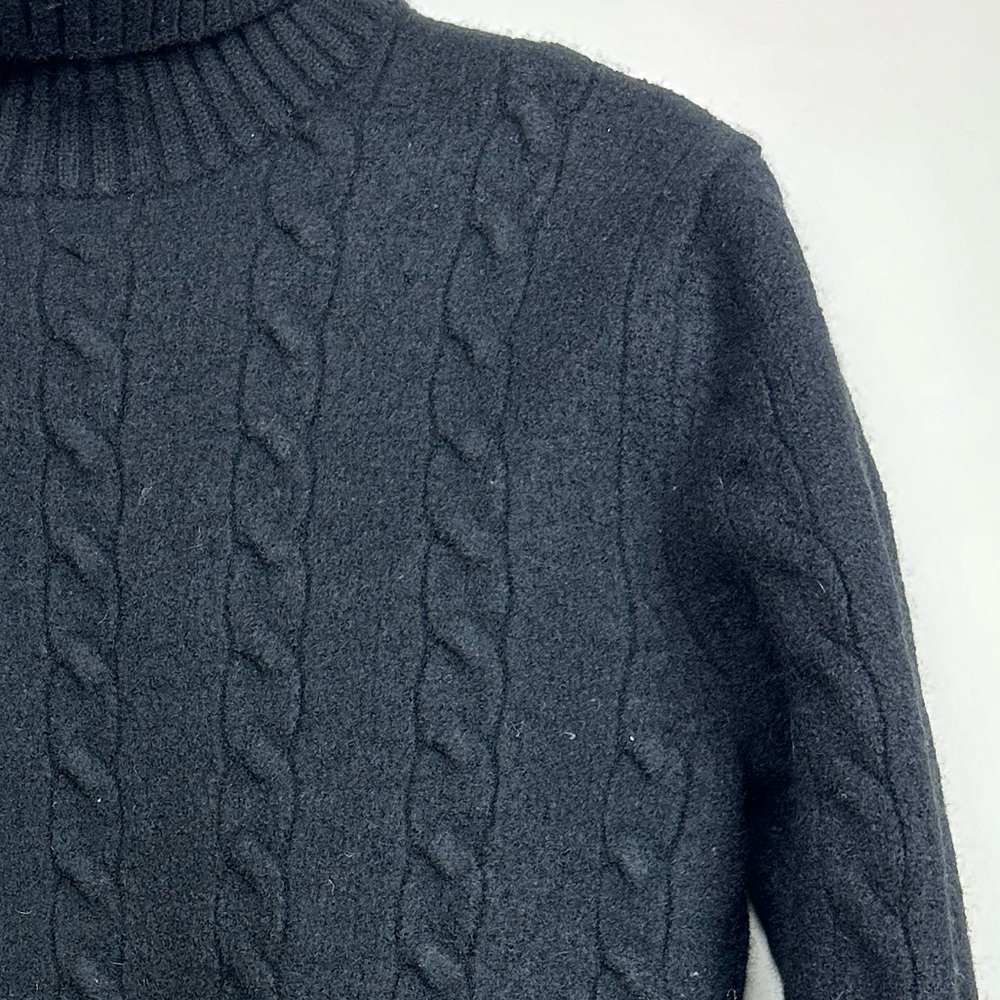Banana Republic Extra Fine Merino Wool Cable Knit Turtleneck Sweater - Picture 8 of 8